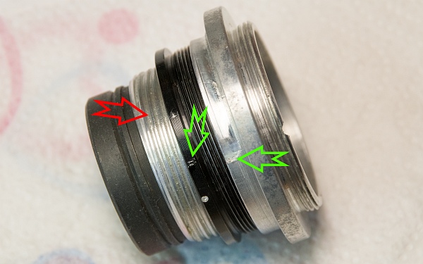 Focus screw