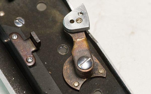 Rangefinder arm
